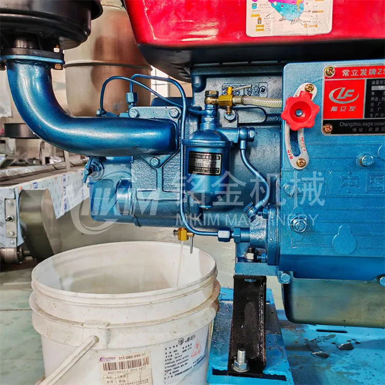 Maskine til fremstilling af foder